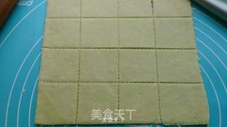 【柠檬奶油霜夹心苏打饼干】唤醒你的味觉的做法步骤：4