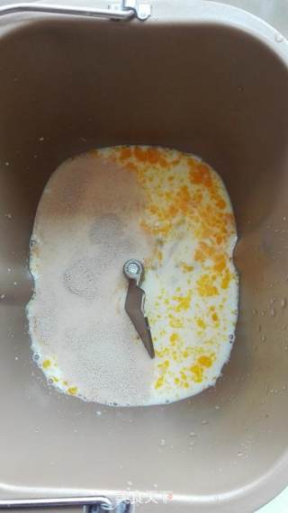 红豆沙土司的做法步骤：1