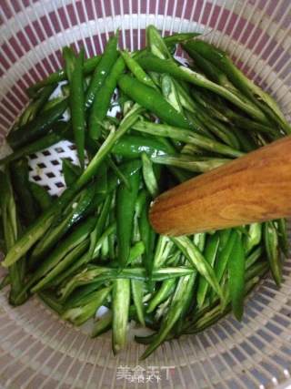 小炒肉的做法步骤：3