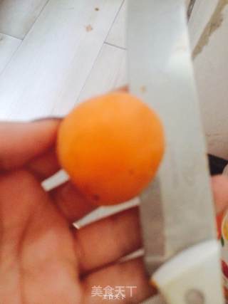 杏子罐头vs糖水的做法步骤：2