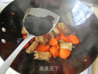 三七胡萝卜烧排骨的做法步骤：8