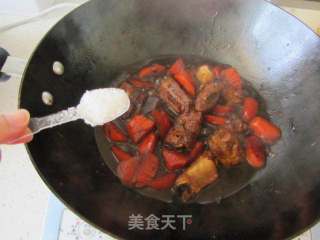 三七胡萝卜烧排骨的做法步骤：12