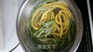 彩色面条的做法步骤：11