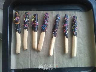 巧克力手指饼干的做法步骤：10
