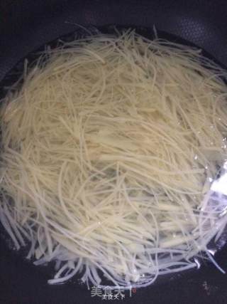 凉拌土豆丝的做法步骤：4