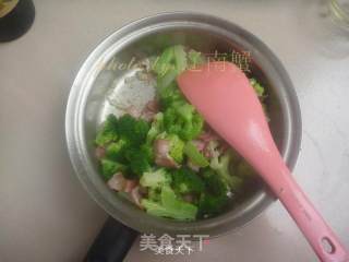 培根西兰花的做法步骤：8