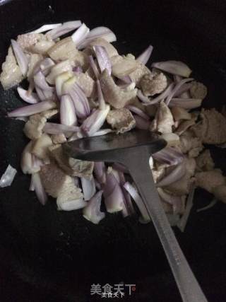 洋葱肉片的做法步骤：5
