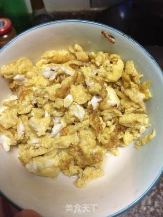 海鲜菠萝炒饭的做法步骤：2