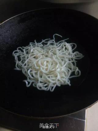 咖喱乌冬面的做法步骤：6