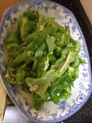 茄子辣椒土豆的做法步骤：1