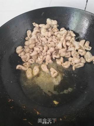 肝肠小炒的做法步骤：3