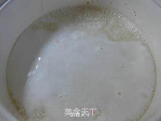 枸杞酒酿香蕉羹的做法步骤：3