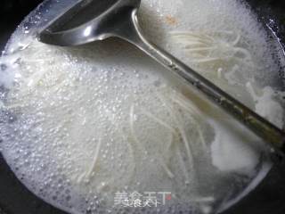 开洋五号菜汤面的做法步骤：4