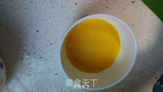 香酥蛋米饼的做法步骤：2
