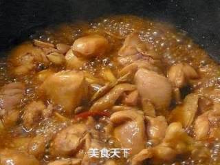 三杯鸡烧茭白笋的做法步骤：5