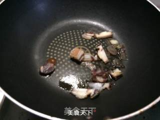 蒜薹炒腊肉的做法步骤：4