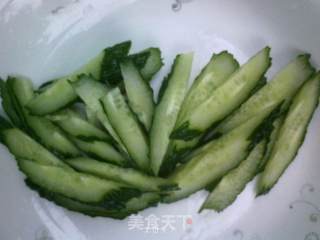 辣炒腐竹的做法步骤：2