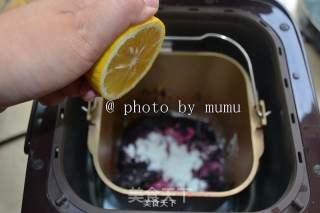 用面包机制作桑葚果酱的做法步骤：4