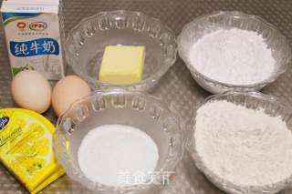 电饼铛版糖霜饼干的做法步骤：1