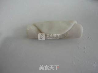 翻毛五仁月饼的做法步骤：7
