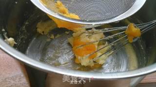【南瓜杏仁酥饼】余香满口的人气小饼的做法步骤：3