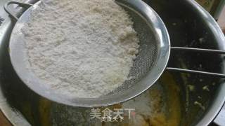 【南瓜杏仁酥饼】余香满口的人气小饼的做法步骤：4