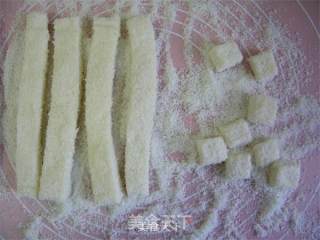 【番茄配方】85度椰蓉小方——超级美味的冰凉甜品的做法步骤：9