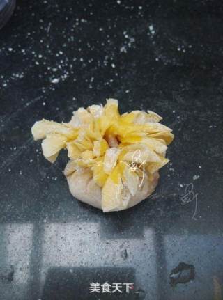 蛋黄菊花蒸饺的做法步骤：10
