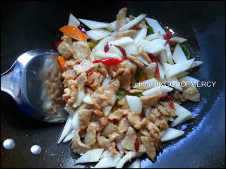 舌尖上的高考：舒缓压力白菜炒肉片的做法步骤：14