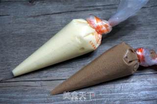 小熊彩绘蛋糕卷的做法步骤：6