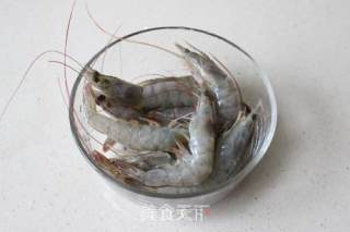 鲜虾金针菇——微波炉版的做法步骤：1