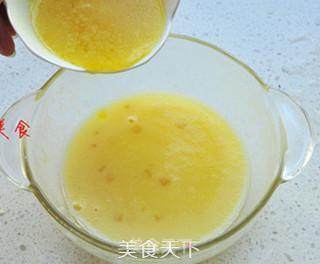 唇齿留香---酸奶草莓蛋糕的做法步骤：2