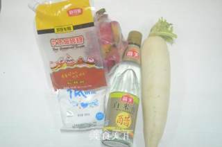 花开富贵——开胃萝卜酸的做法步骤：1