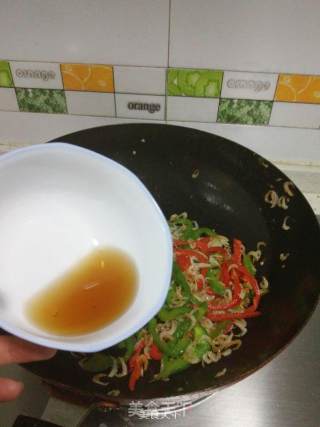 彩椒虾皮小炒的做法步骤：6