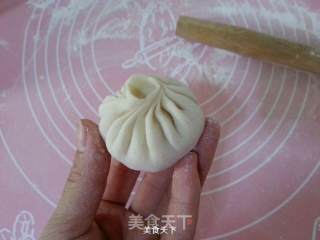 槐花肉包子的做法步骤：16