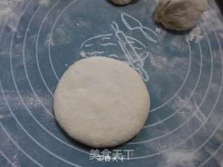 洋葱猪肉馅馅饼的做法步骤：14