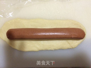 香肠花环面包的做法步骤：6
