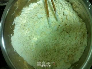 自制鸡蛋面条的做法步骤：2
