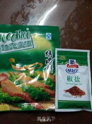 自制烤鸡的做法步骤：1