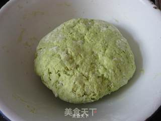 菠菜手擀面的做法步骤：3