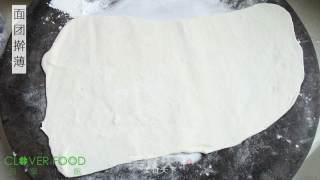【四叶小馆】三层肉饼的做法步骤：4