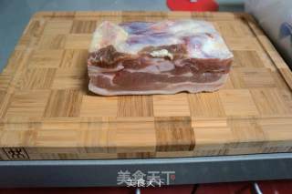 简易版化皮烧肉的做法步骤：1
