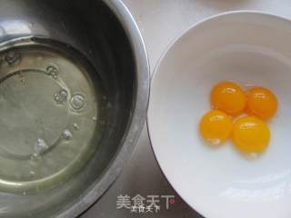 花朵桑葚蛋糕的做法步骤：2