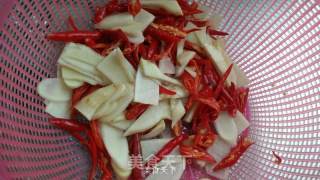 腊鸭胥炒子姜的做法步骤：3