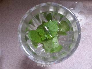 薄荷柠檬茶的做法步骤：2
