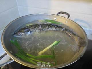 妈妈的味道——川味家常鱼的做法步骤：1