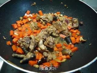黄焖鸡米饭---家庭版鸡煲饭的做法步骤：6