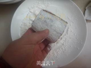 干煎带鱼的做法步骤：3