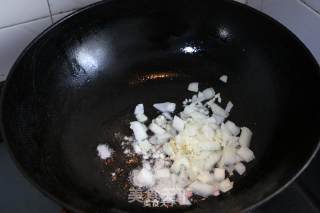 “黑暗料理”--意式墨鱼面的做法步骤：4