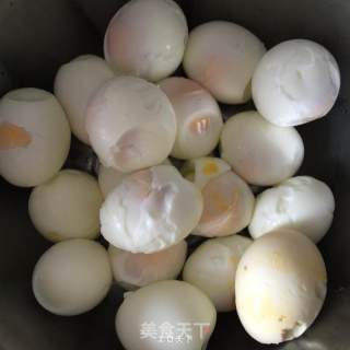 乡巴佬鸡蛋的做法步骤：1